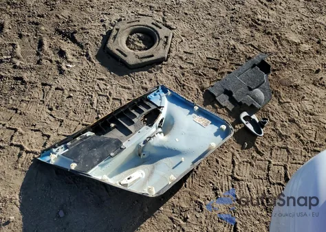 1999 Pontiac Grand Prix Gt from USA, damaged, VIN 1G2WP52K4XF303005